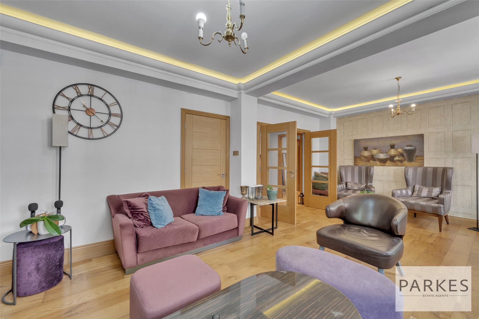 Pembroke Road, Kensington, London, W8 6DE