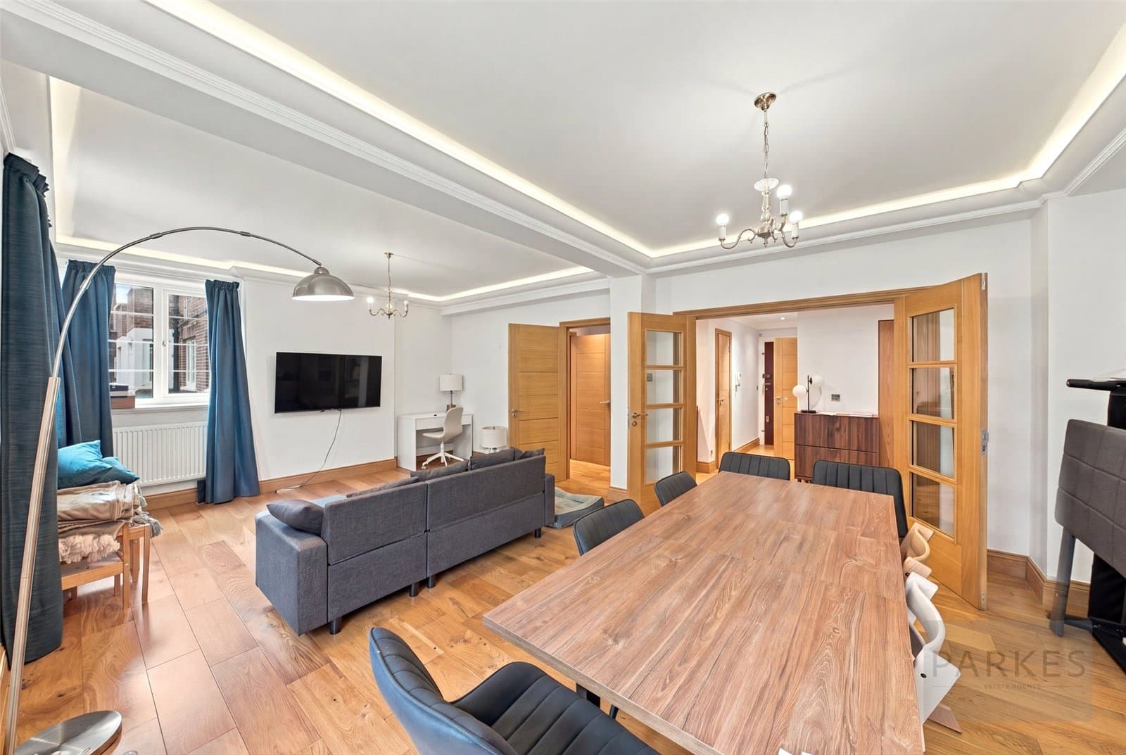 Pembroke Road, Kensington, London, W8 6DE