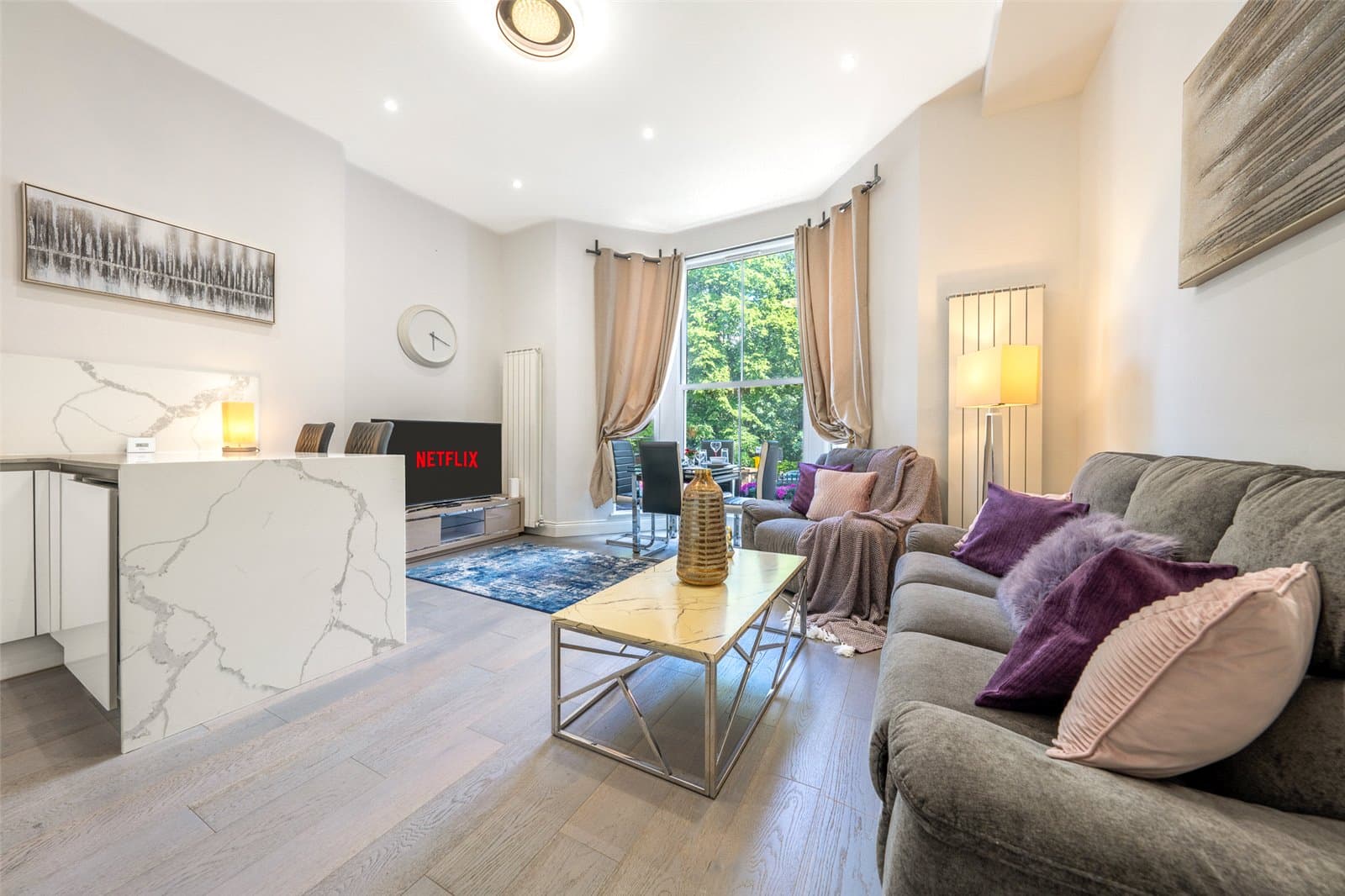 Carlton Vale, London, NW6 5EE