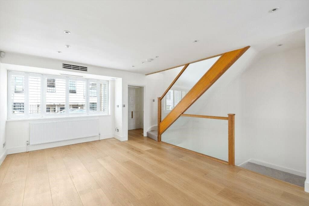 Stanhope Terrace, London, W2 2UB
