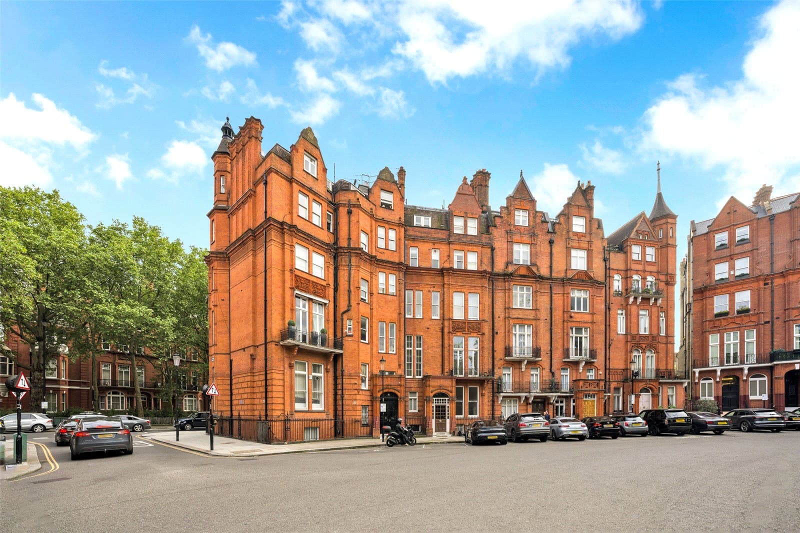 Hans Place, Knightsbridge, London, SW1X 0JY