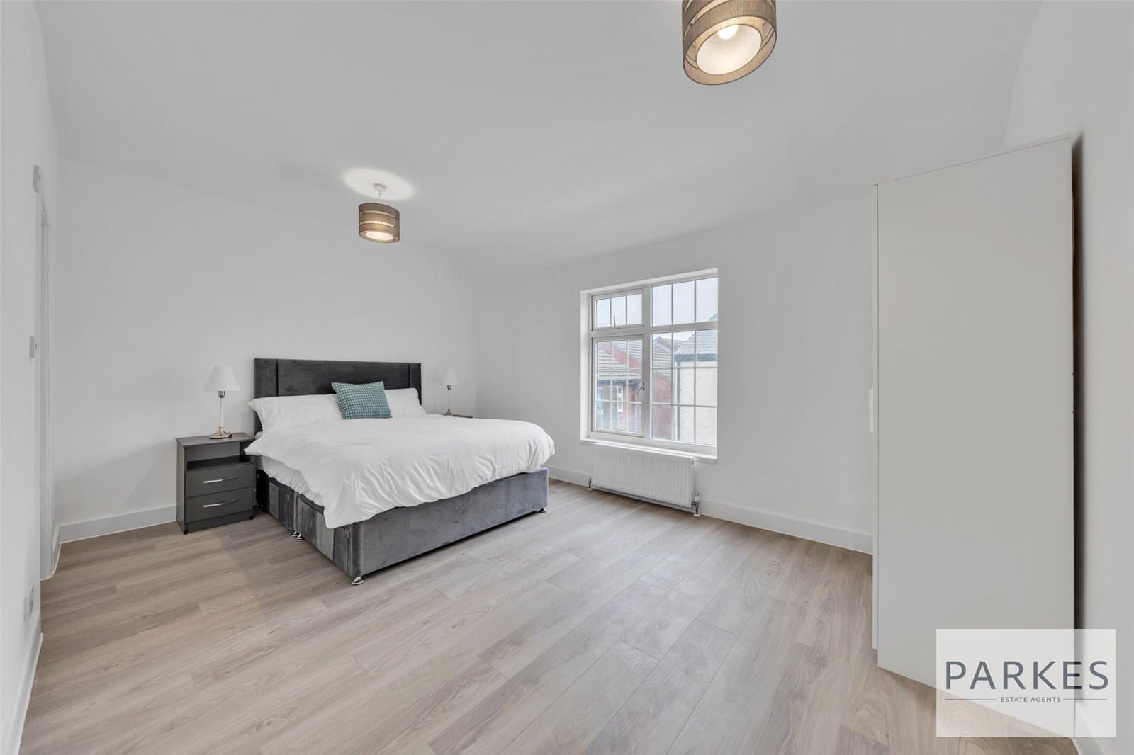 Tavistock Street, Luton, Bedfordshire, LU1 3UR