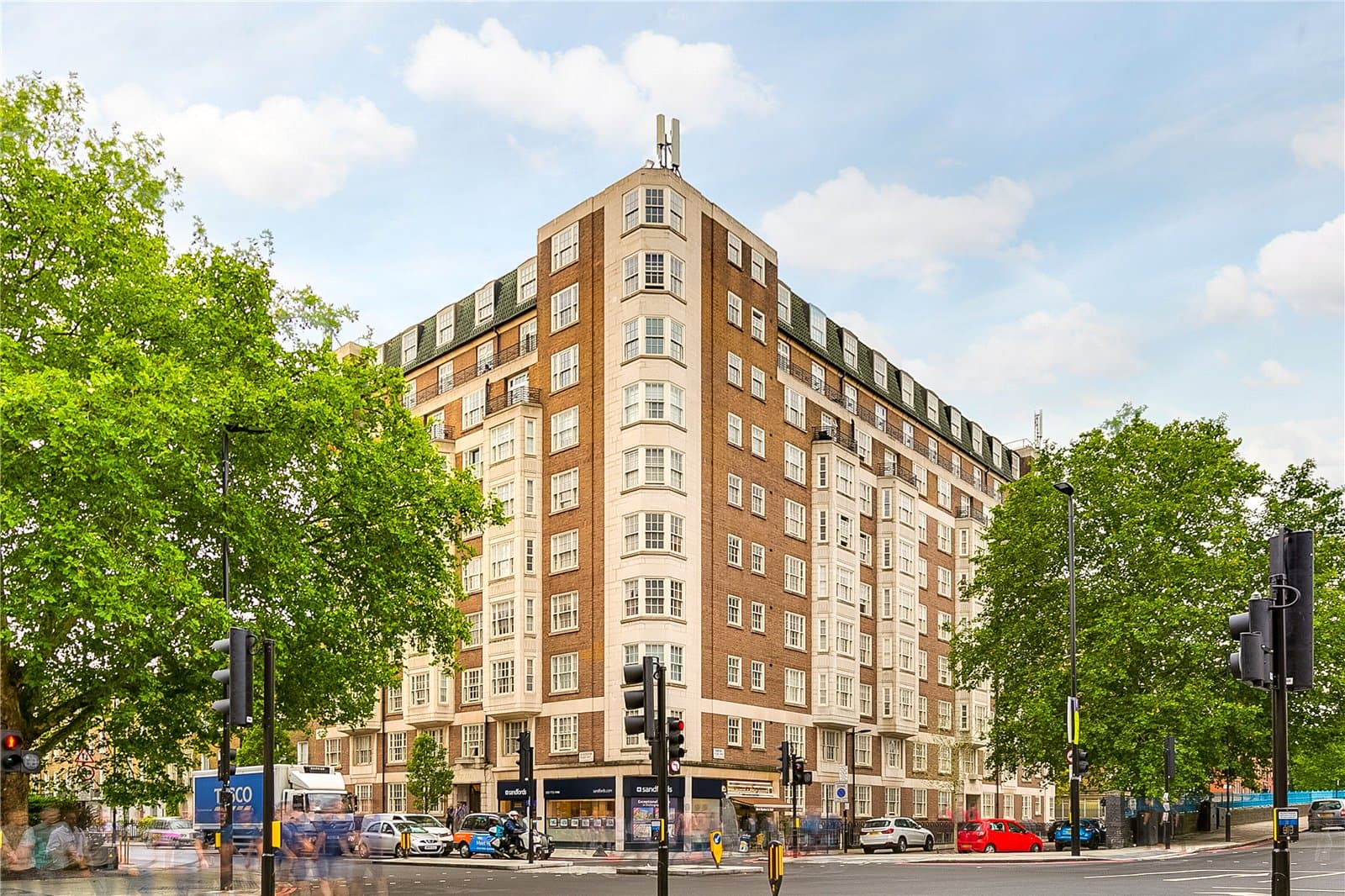 Ivor Court, Gloucester Place, London, NW1 6BN