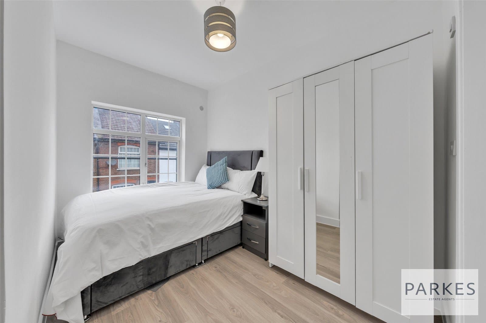 Tavistock Street, Luton, Bedfordshire, LU1 3UR