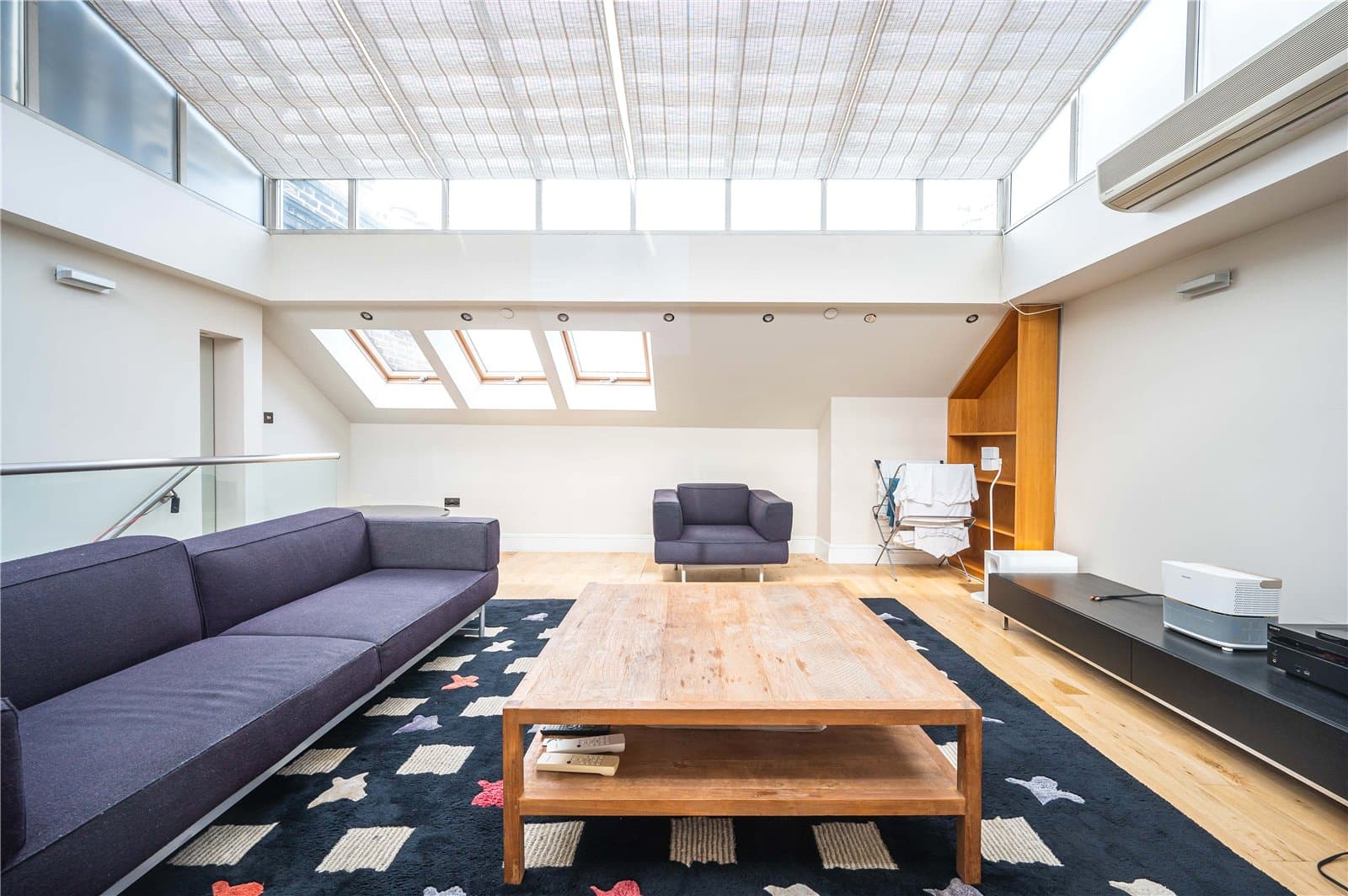 Harrington Gardens, London, SW7 4LT