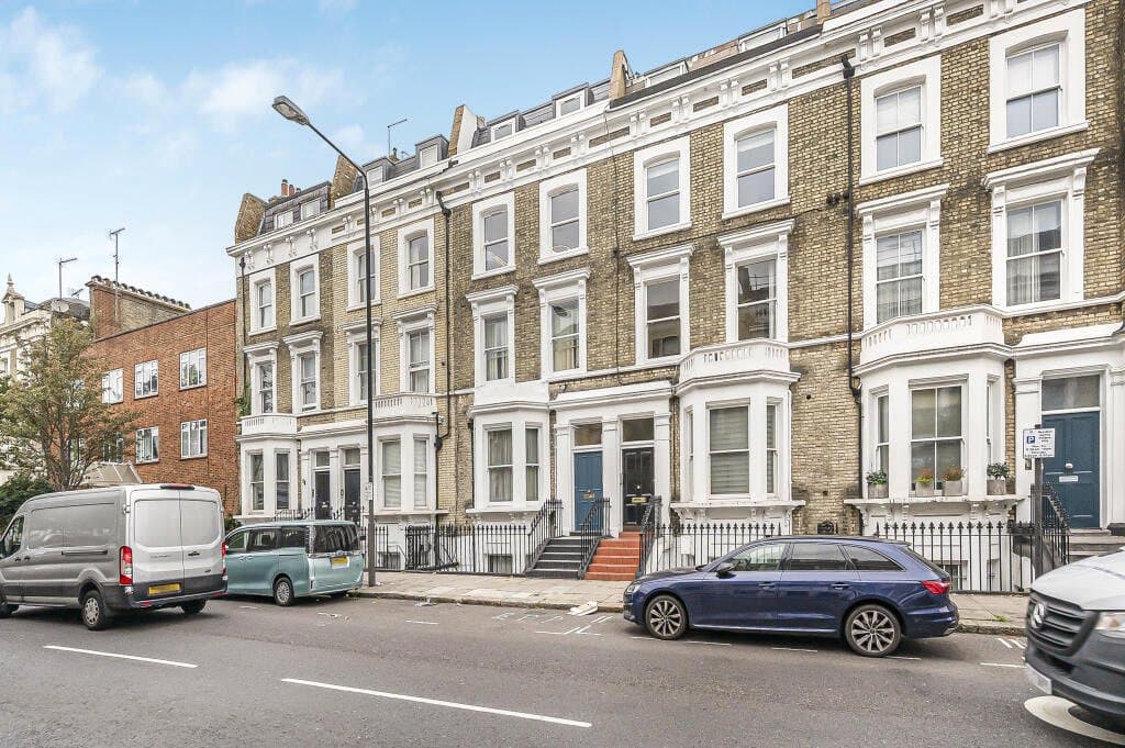 Finborough Road, Earls Court, London, SW10 9DU