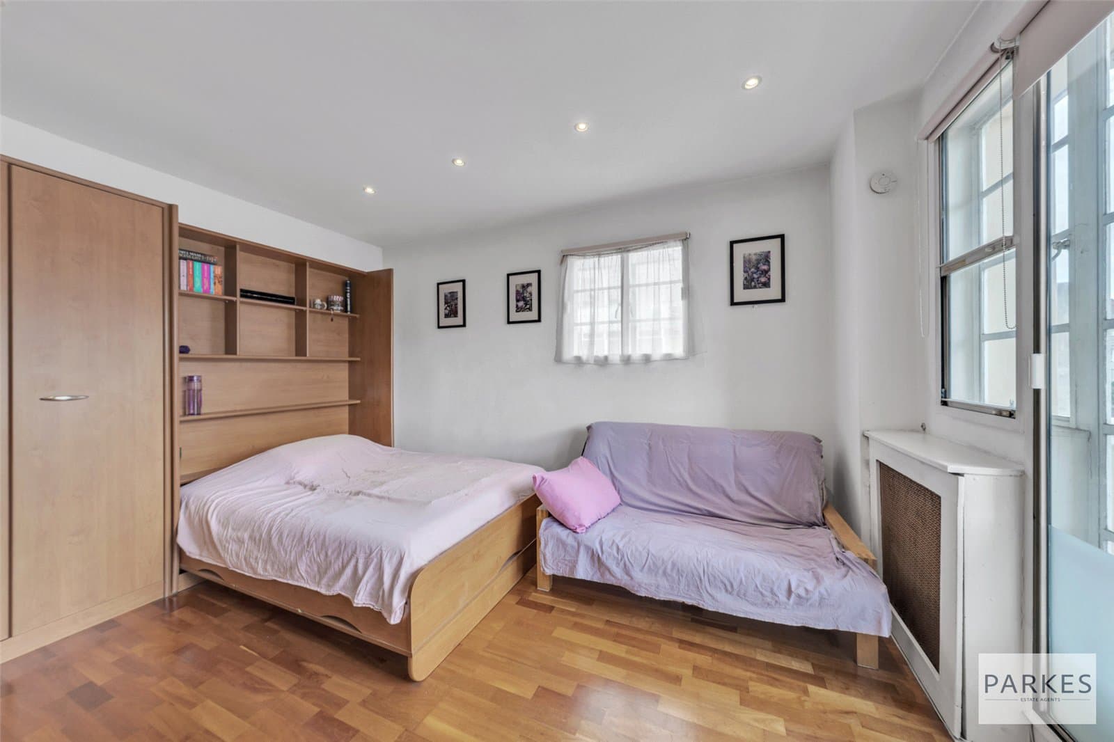 Broadwalk Court, Palace Gardens Terrace, Kensington, London, W8 4EF