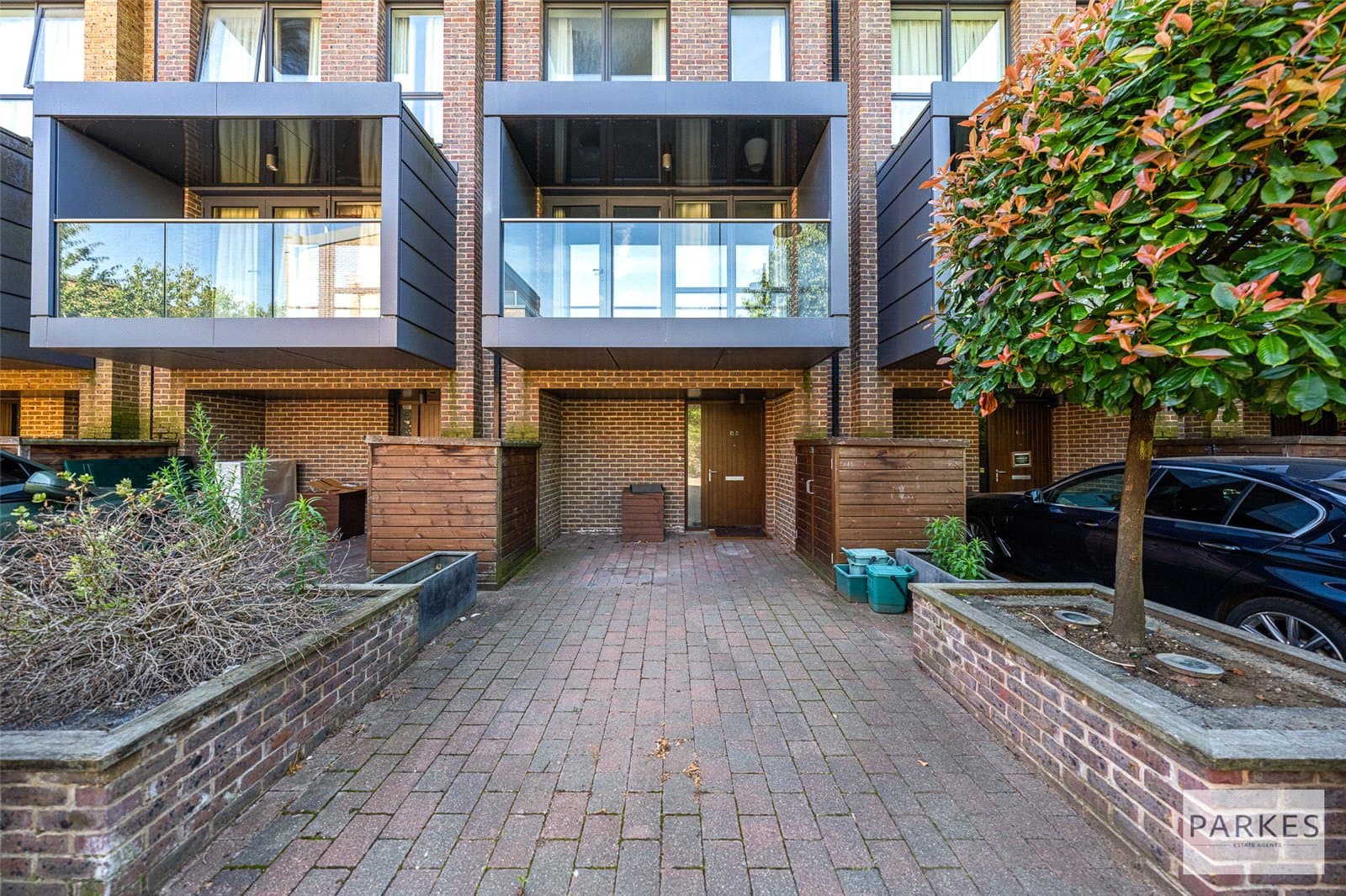 Sir Alexander Close, London, W3 7JQ