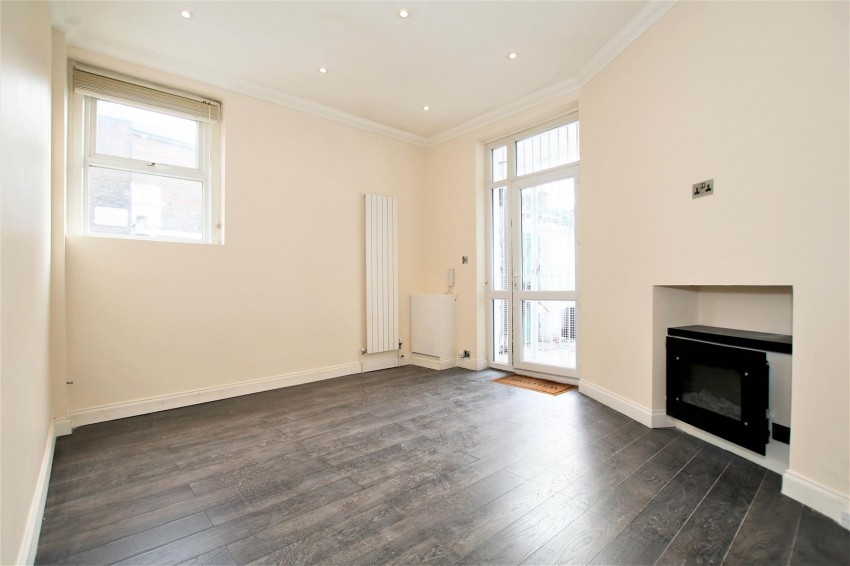 Images for Cremorne Road, London