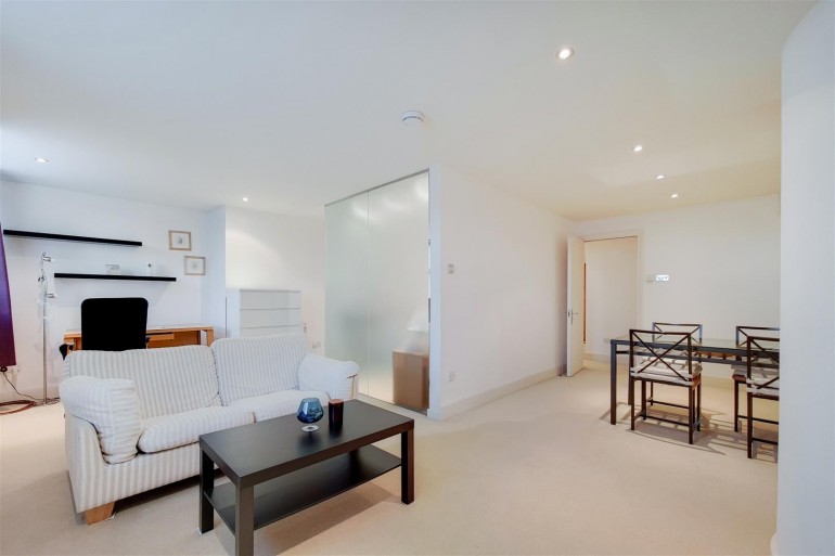 Point West, Cromwell Road SW7