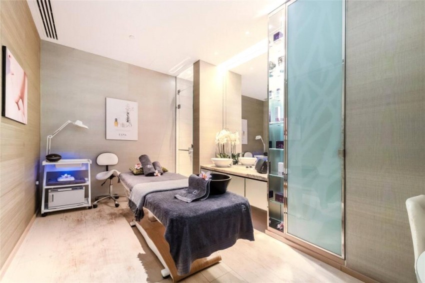 Images for Lilie Square, London