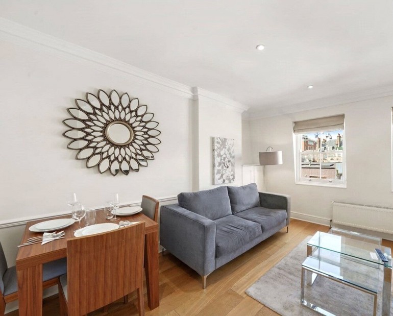 Hertford Street, Mayfair W1J