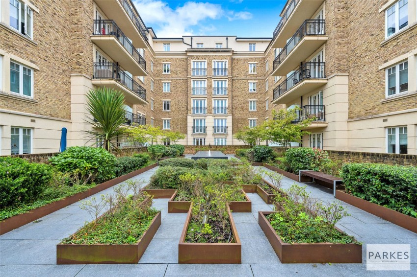 Images for Carnwath Road, London