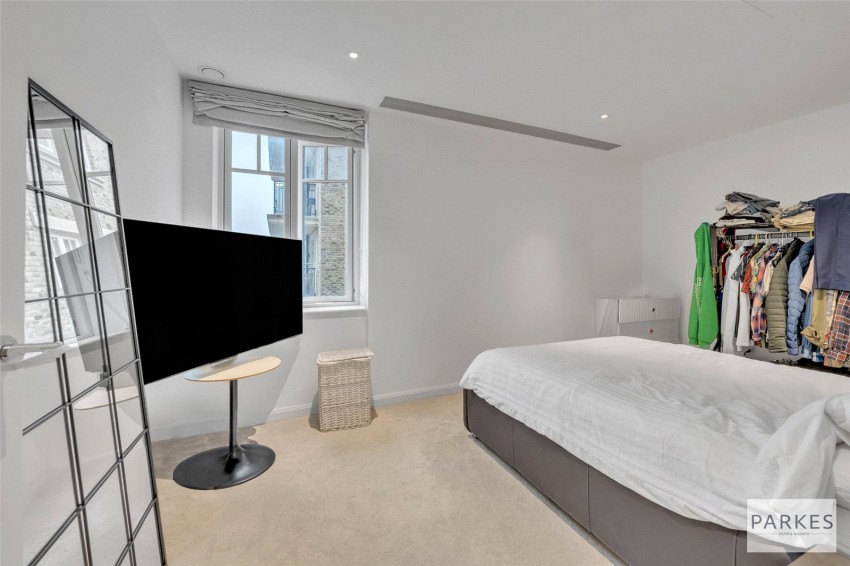 Images for Carnwath Road, London