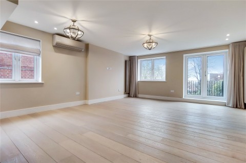 View Full Details for London