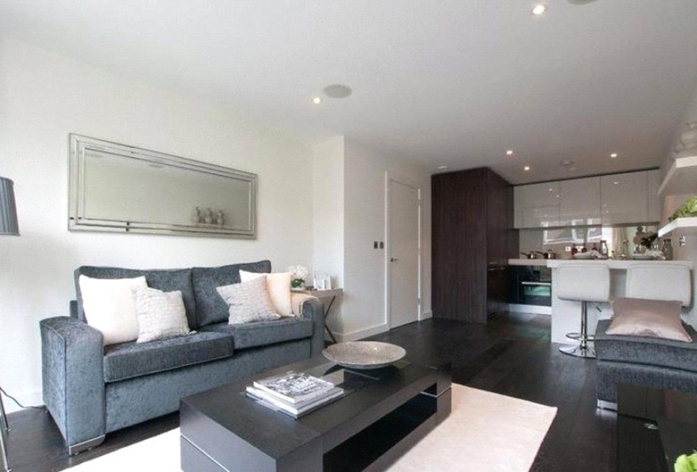 Gatliff Road, London