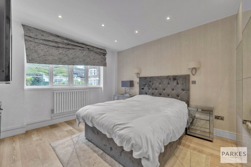 Images for Pembroke Road, London