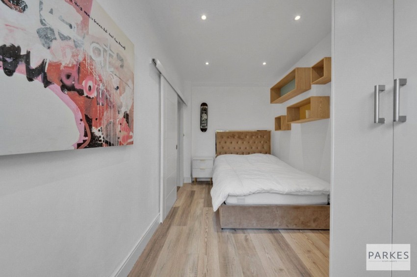 Images for Pembroke Road, London